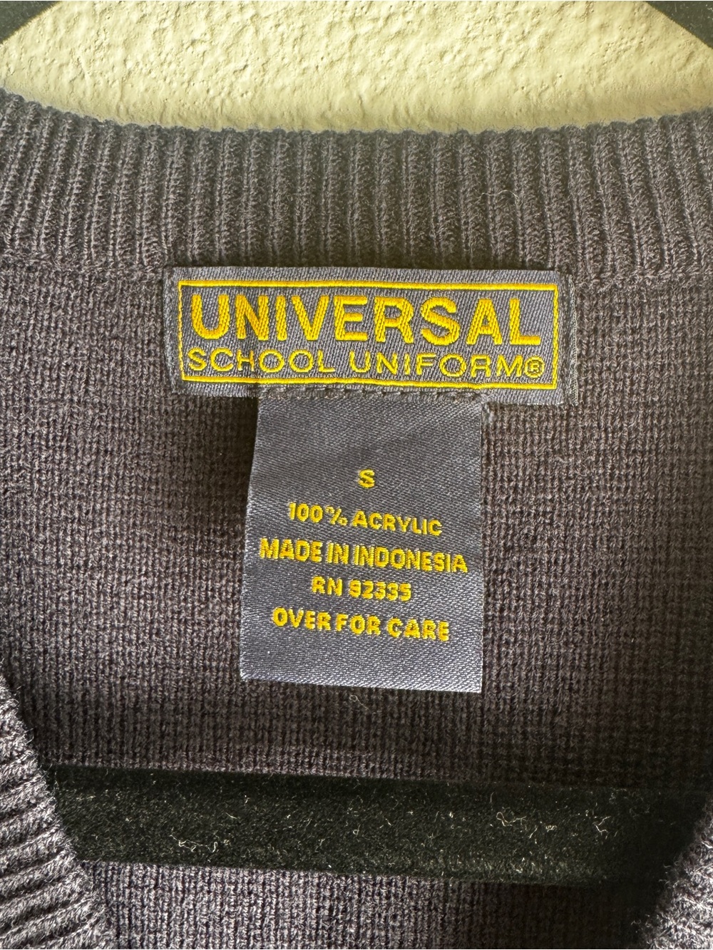 Universal Men's Dark Navy V-Neck Sweater Vest Small - Picture 3 of 4